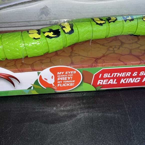 Robo Alive 31 inch King Python Snake Robotic Toy Pet Figure Robot Snake by ZURU - Picture 4 of 6